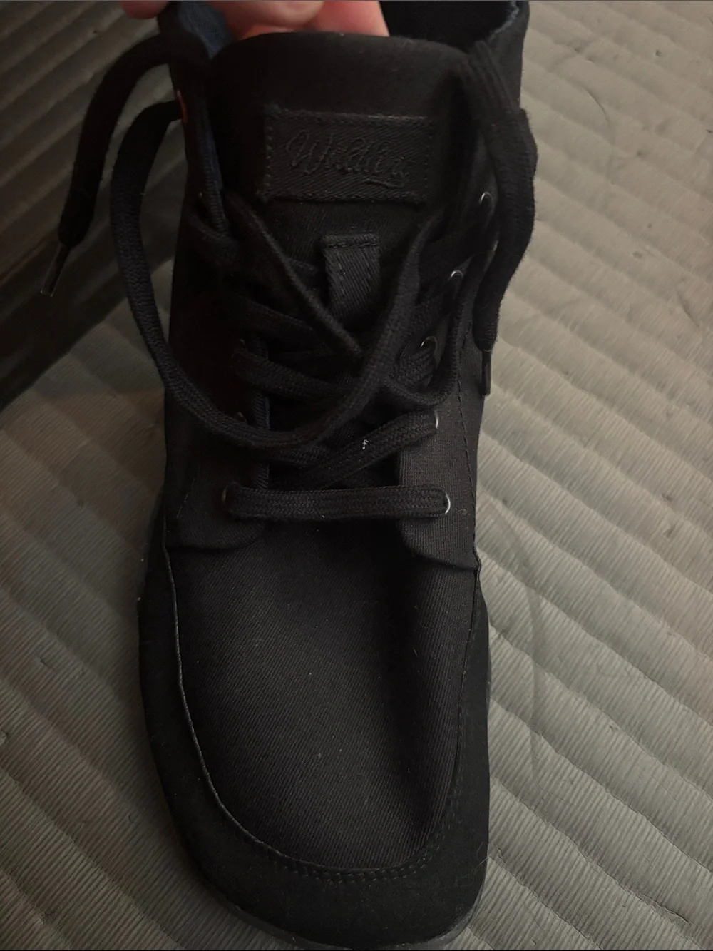 Wildling Atmo Black size 41 (US 8)